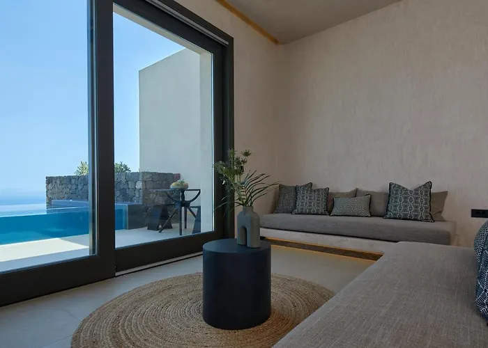 North Santorini - A Luxury