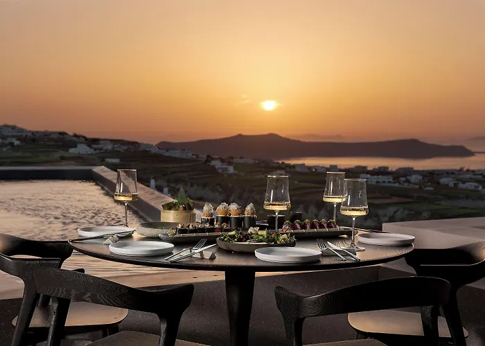 North Santorini - A Luxury *