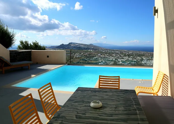 North Santorini - A Luxury *