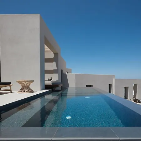 Villa North Santorini - A Luxury