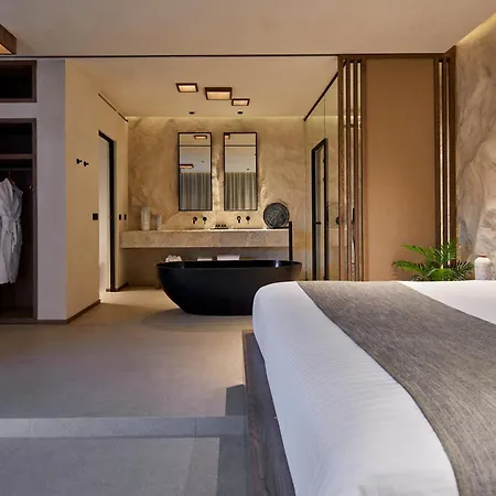 North Santorini - A Luxury