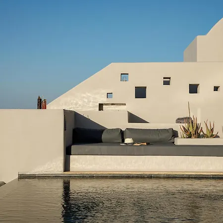 North Santorini - A Luxury Villa
