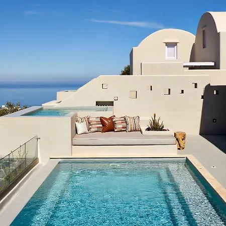 Villa North Santorini - A Luxury