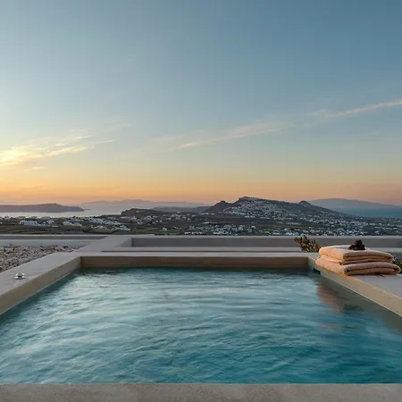 North Santorini - A Luxury