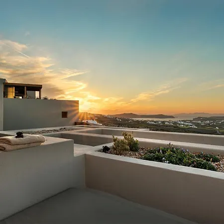 North Santorini - A Luxury Villa
