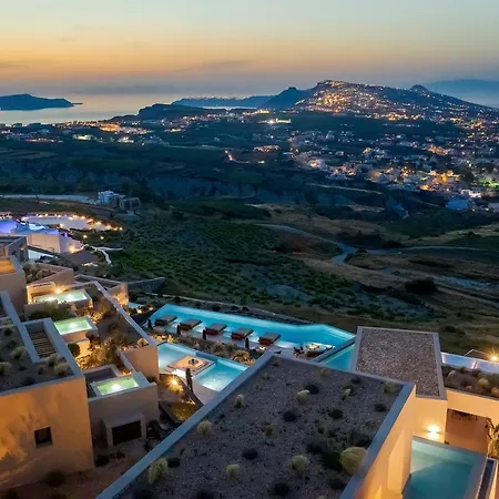 Villa North Santorini - A Luxury *