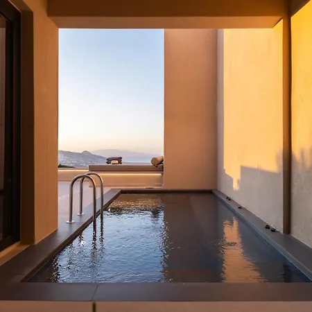 North Santorini - A Luxury Βίλα