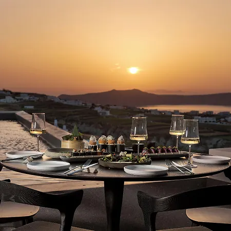 North Santorini - A Luxury *