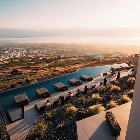 North Santorini - A Luxury * 피르고스