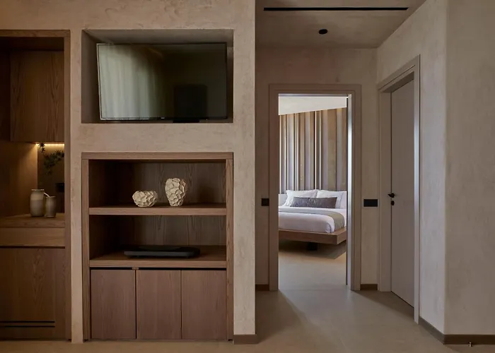 North Santorini - A Luxury