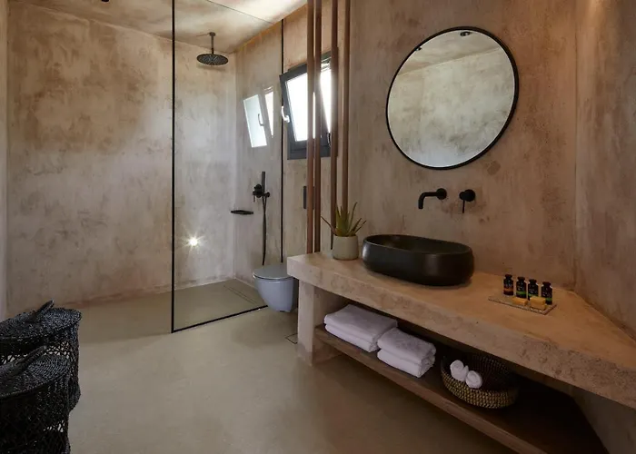 North Santorini - A Luxury *