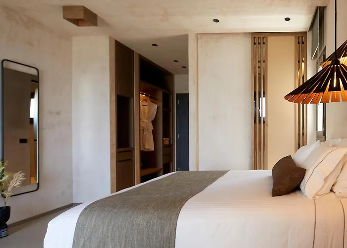 North Santorini - A Luxury