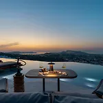 וילה North Santorini - A Luxury Pýrgos
