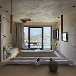 North Santorini - A Luxury