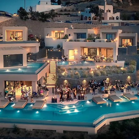 Villa North Santorini - A Luxury