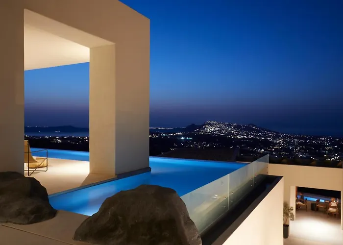 North Santorini - A Luxury