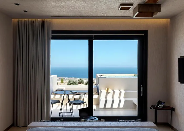 North Santorini - A Luxury *